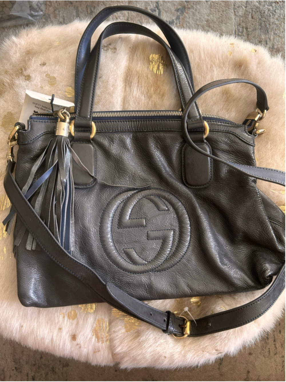 Women's Gucci Leather Shoulder Bag in Grey and Blue Patent Leather